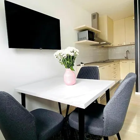 Διαμέρισμα Cozy In A Prestigious Building *